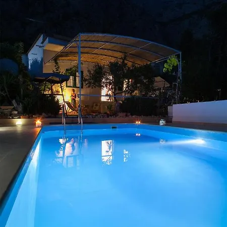 Family Friendly House With A Swimming Pool Kotisina, - 6809 Casa vacanze