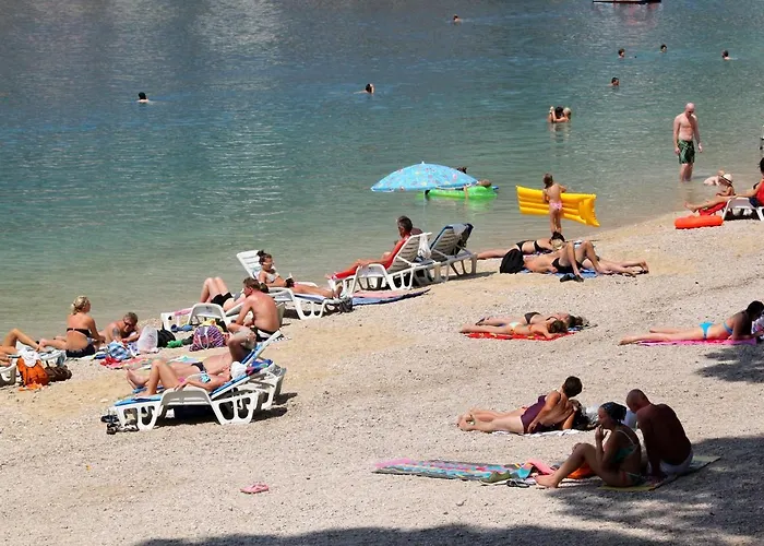 Family Friendly House With A Swimming Pool Kotisina, - 6809 *