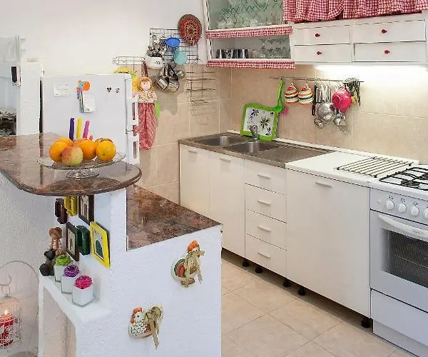 Holiday home Family Friendly House With A Swimming Pool Kotisina, - 6809