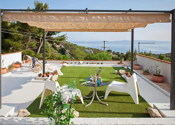 Family Friendly House With A Swimming Pool Kotisina, - 6809