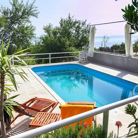 Family Friendly House With A Swimming Pool Kotisina, - 6809 別荘